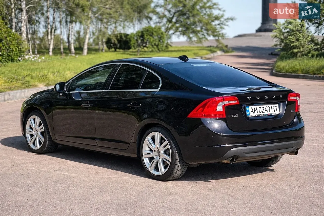 Volvo S60 2011 photo 3