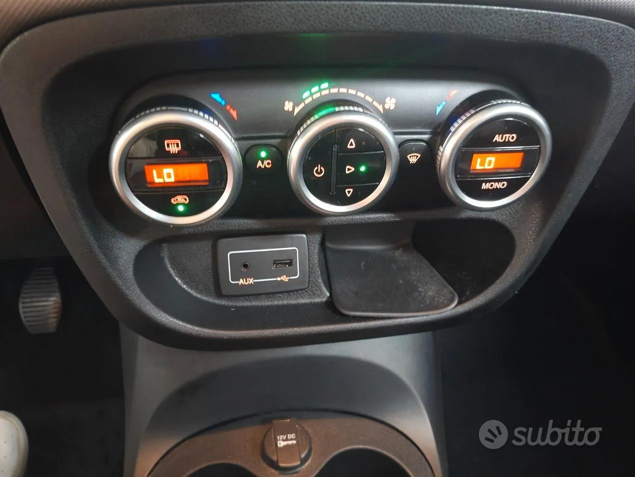 Fiat 500L 2016 photo 4