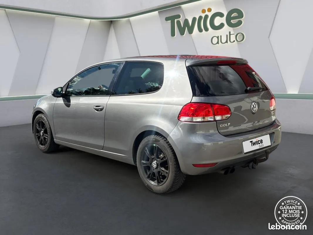 Volkswagen Golf 2010 photo 5