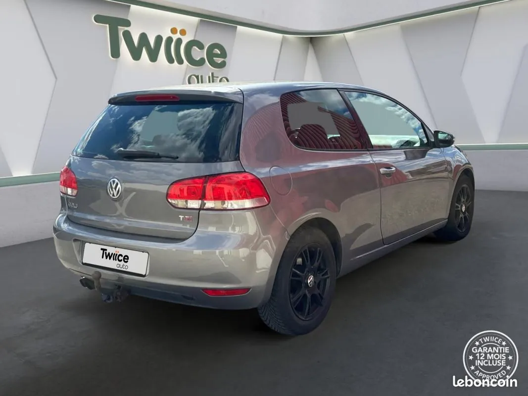 Volkswagen Golf 2010 photo 3