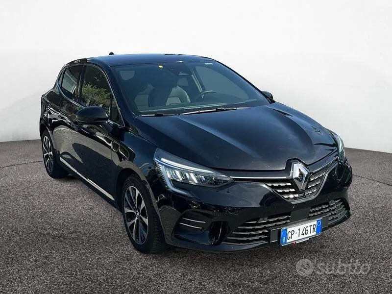 Renault Clio 2023 photo 2