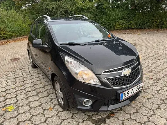 Chevrolet Spark 2011 photo 2