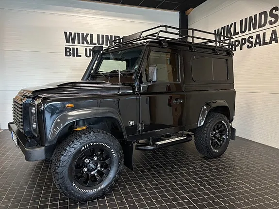 Land Rover Defender 90 2009 photo 2
