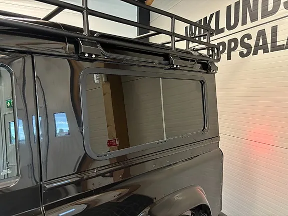 Land Rover Defender 90 2009 photo 3