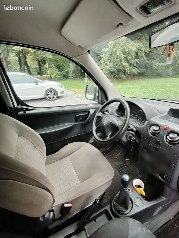 Citroen Berlingo 2004 photo 3