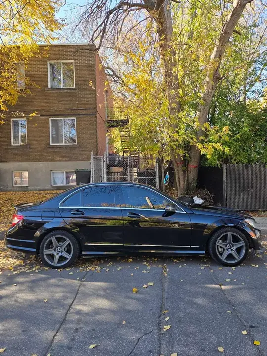 Mercedes-Benz C-Class 2011 photo 3
