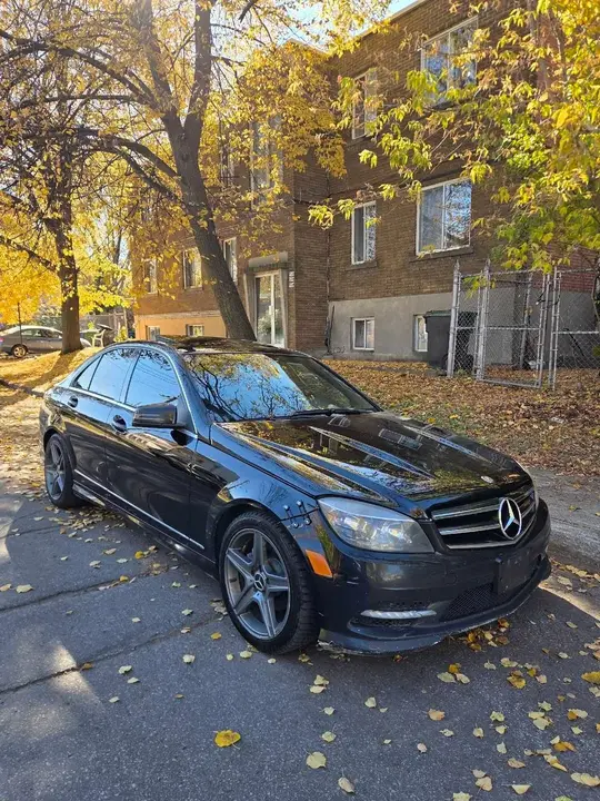 Mercedes-Benz C-Class 2011 photo 2