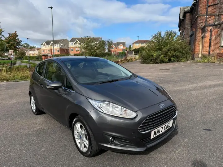 Ford Fiesta 2017 photo 2
