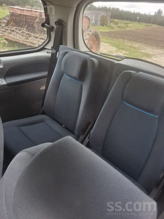 Ford Galaxy 2008 photo 5