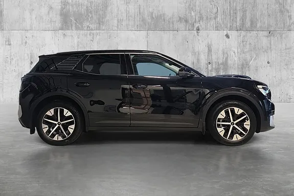 Ford Explorer 2026 photo 4