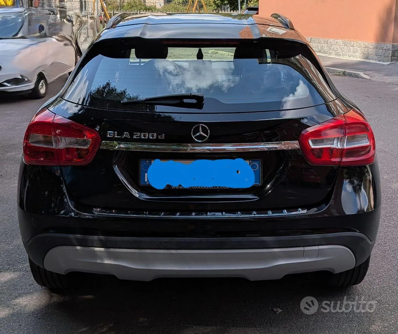 Mercedes-Benz Gla 200 D Executive 2016 photo 4