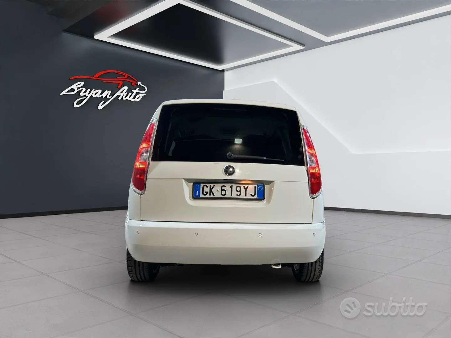 Skoda Roomster 2013 photo 5