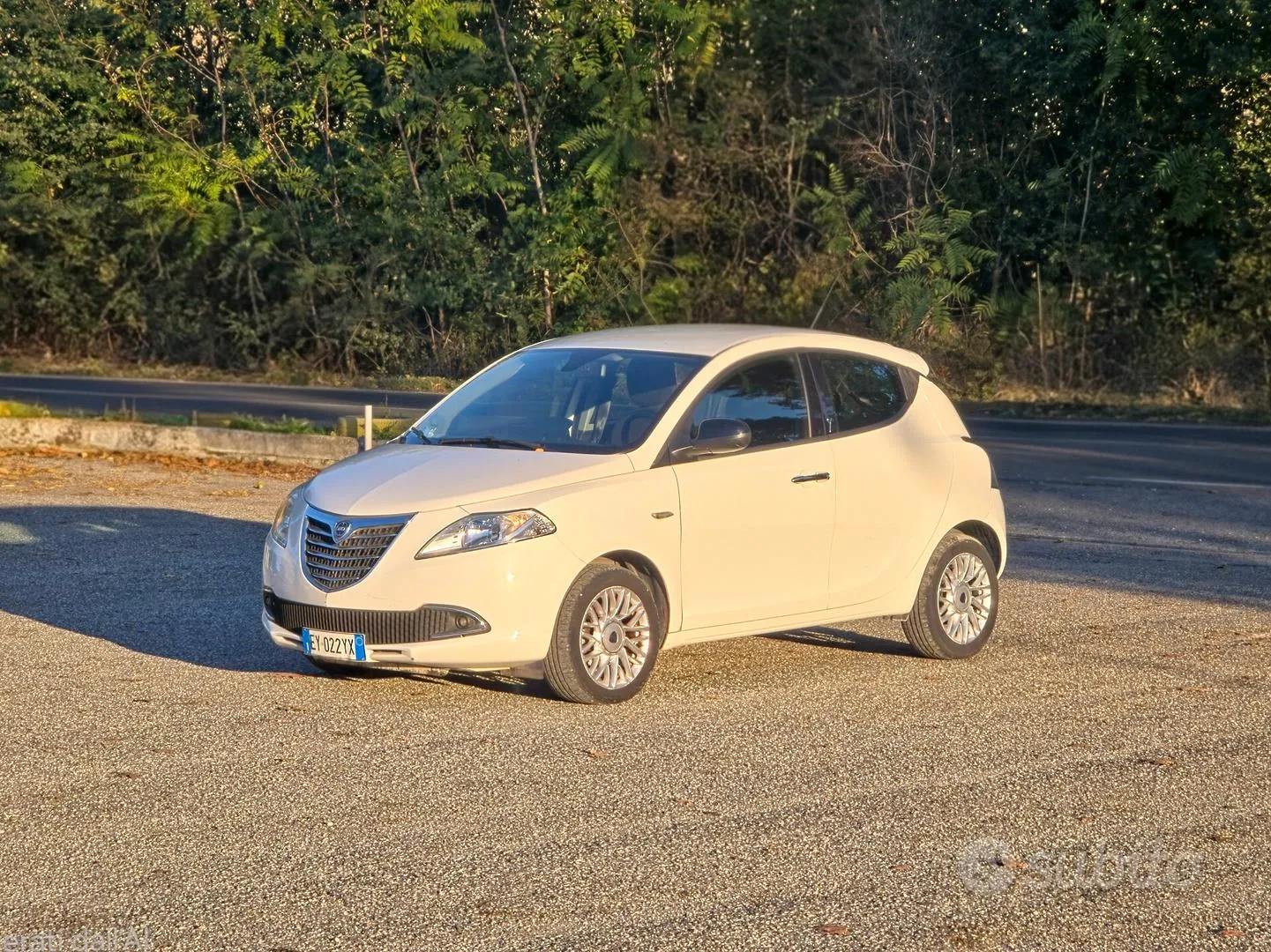 Lancia Ypsilon 2015 photo 3