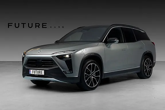 NIO Es8