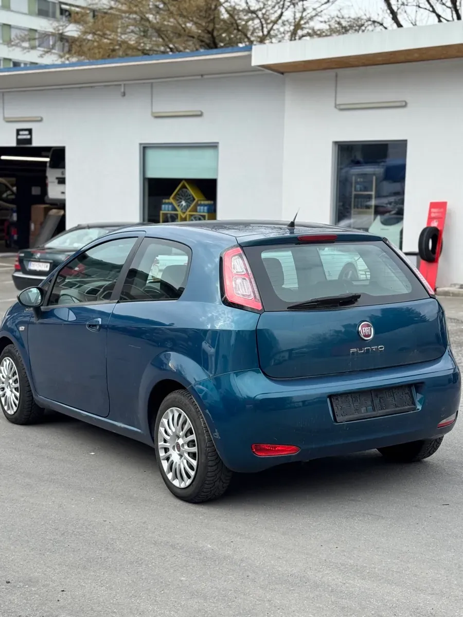 Fiat Punto 2013 photo 3