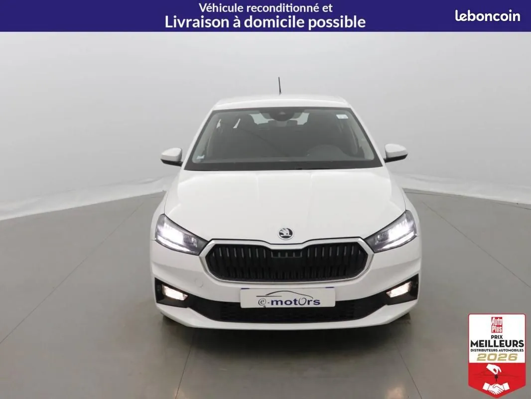 Skoda Fabia 2022 photo 2