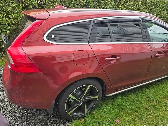 Volvo V60 2011 photo 3
