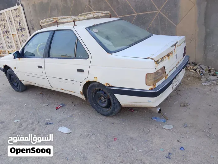 Peugeot 405