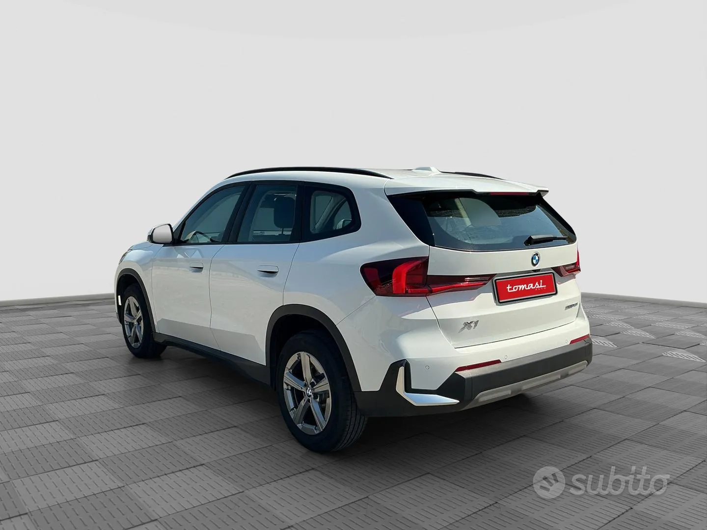 BMW X1 2023 photo 3