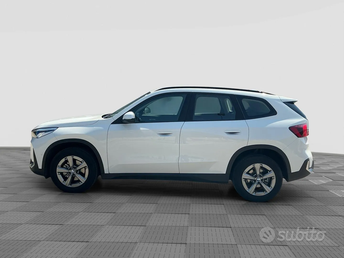 BMW X1 2023 photo 2