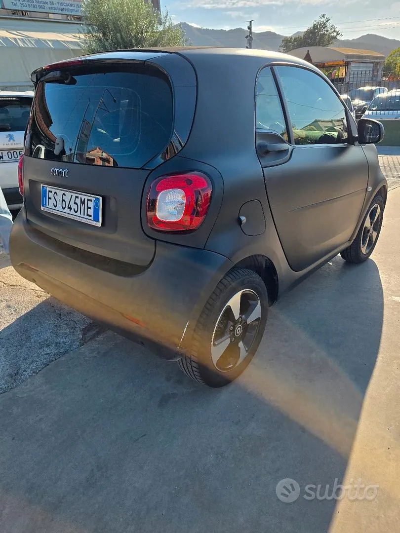 Smart Fortwo 2018 photo 3