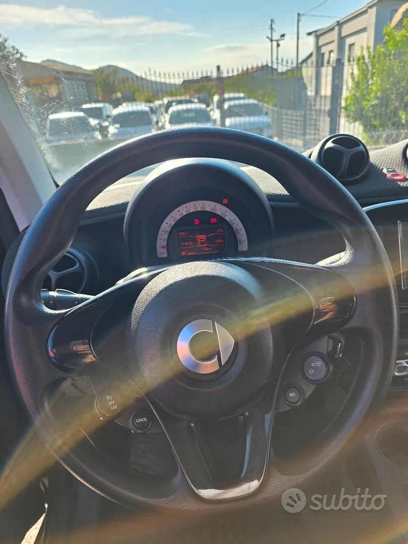 Smart Fortwo 2018 photo 5