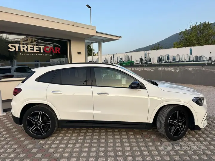 Mercedes-Benz Gla 2024 photo 4