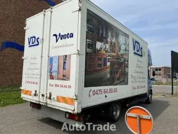 Mercedes-Benz Vario 711D 1998 photo 4