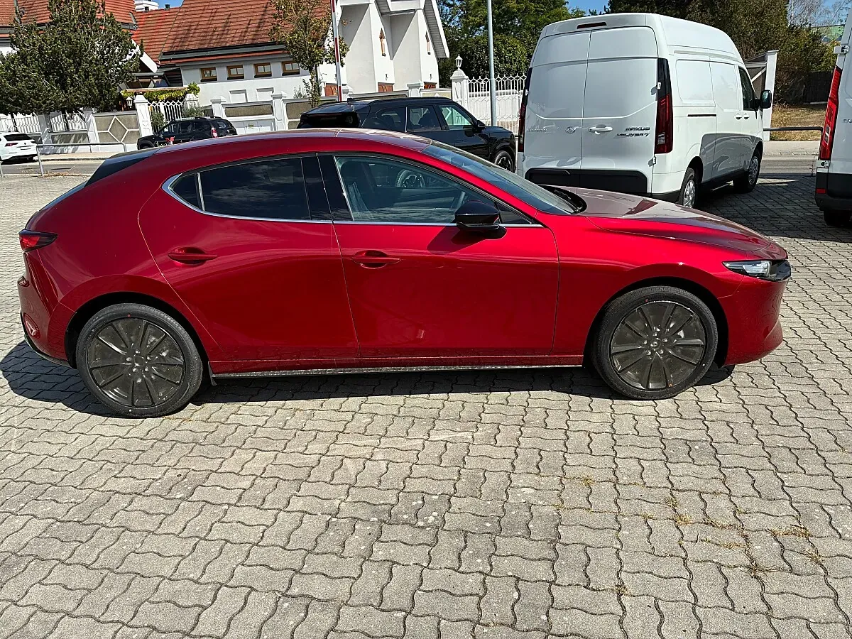 Mazda Mazda3 photo 3