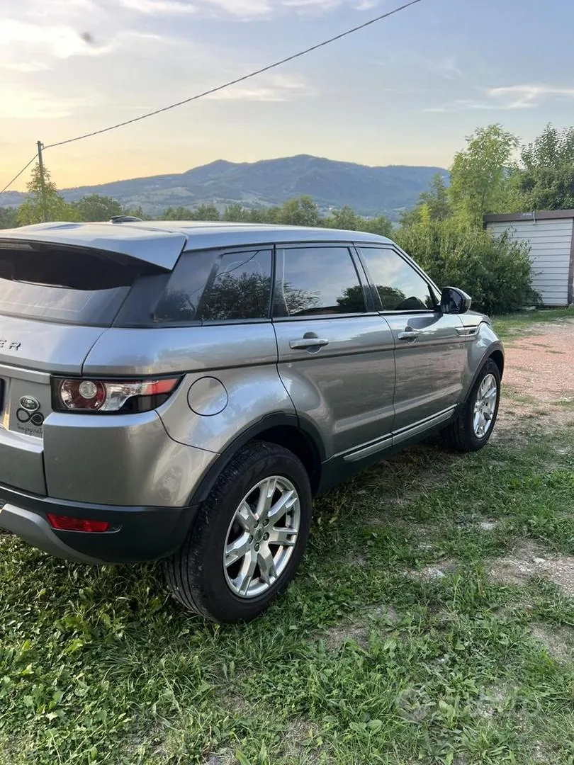 Land Rover Range Rover Evoque 2014 photo 4