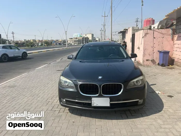 BMW 7 Series 2010 photo 4