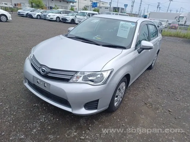 Toyota Corolla Axio 2013 photo 2