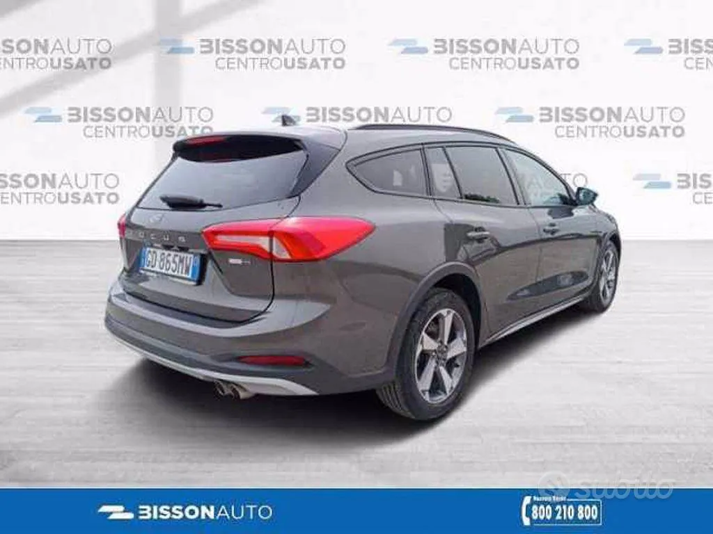 Ford Focus 2021 photo 2