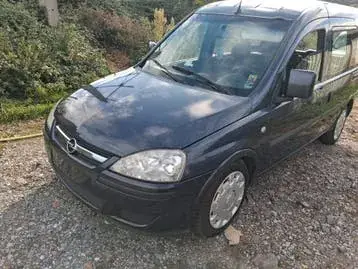 Opel Combo Tour