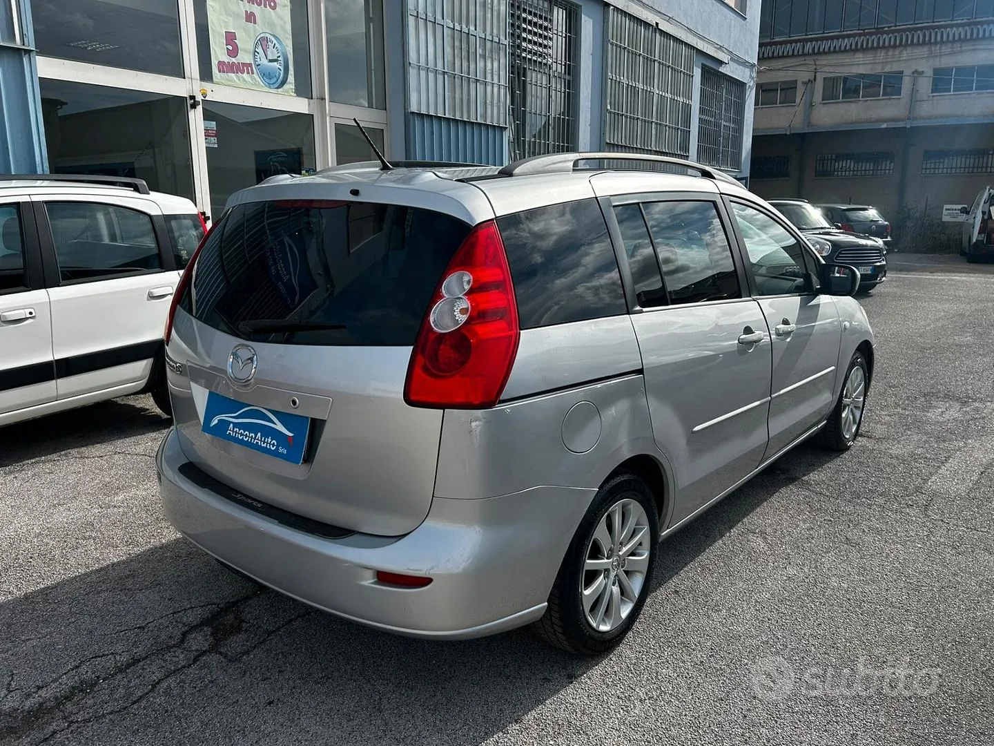 Mazda 5 2007 photo 3