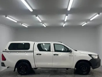Toyota Hilux 2020 photo 3