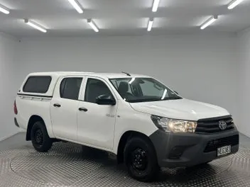Toyota Hilux 2020 photo 2