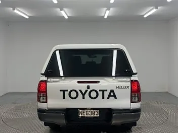 Toyota Hilux 2020 photo 5