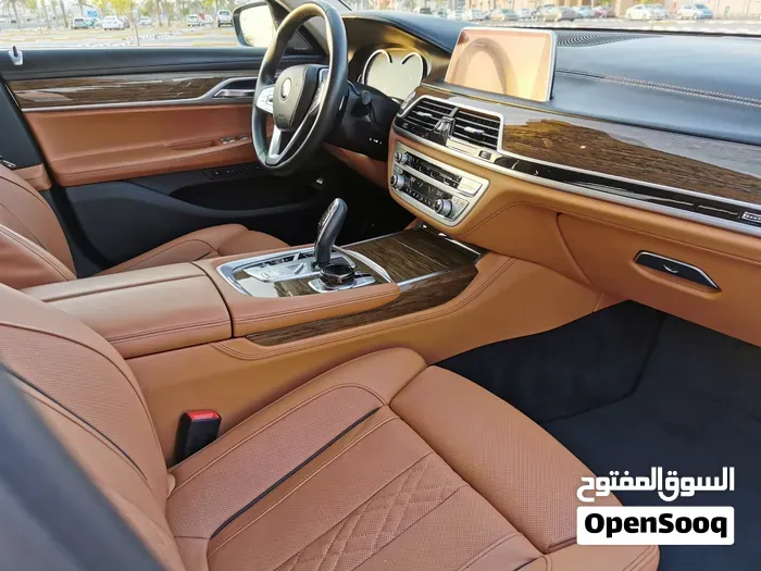 BMW 7 Series 2019 photo 3