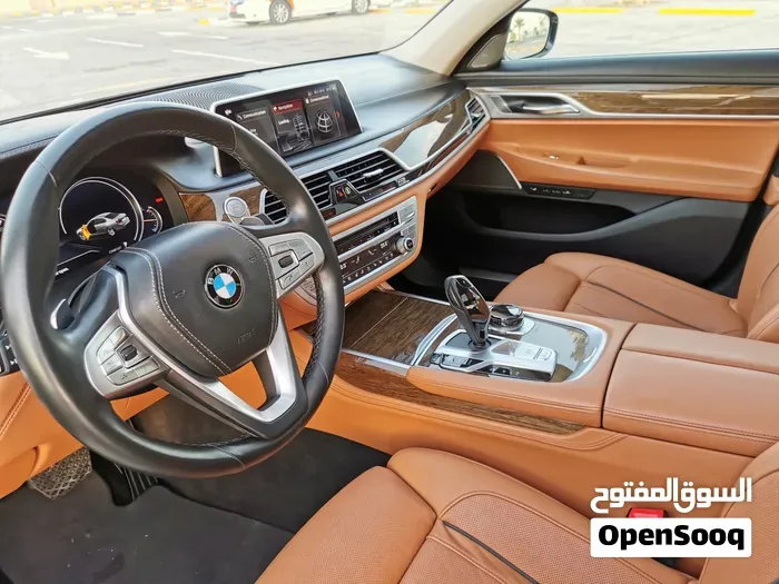 BMW 7 Series 2019 photo 4