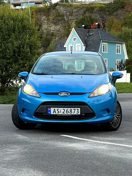 Ford Fiesta 2010 photo 3