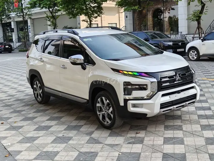 Mitsubishi Xpander Cross