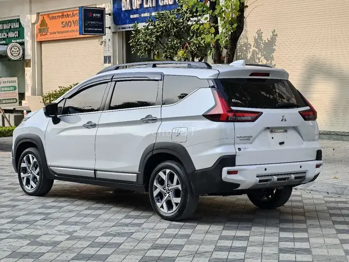 Mitsubishi Xpander Cross 2023 photo 5