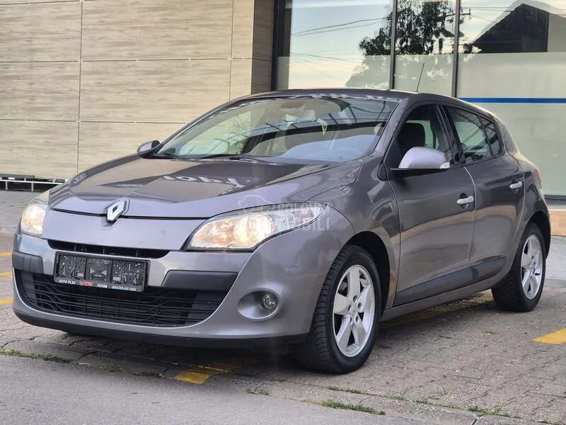 Renault Megane 2011 photo 4