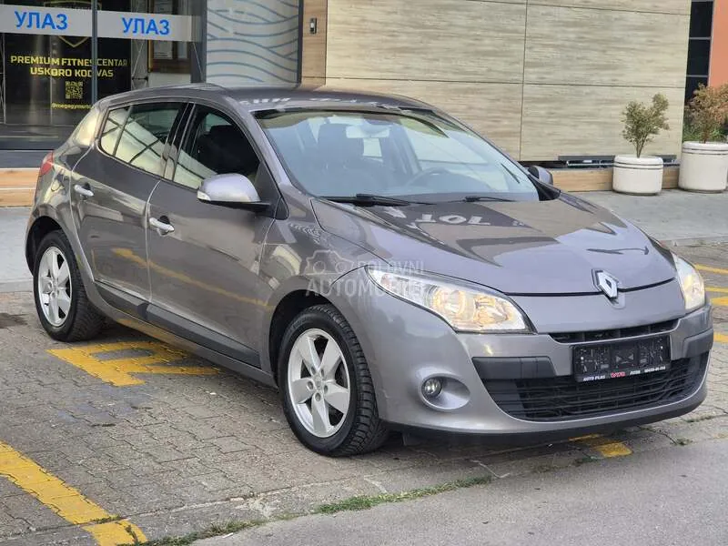 Renault Megane 2011 photo 3