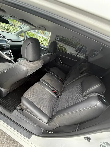 Toyota Verso 2015 photo 5