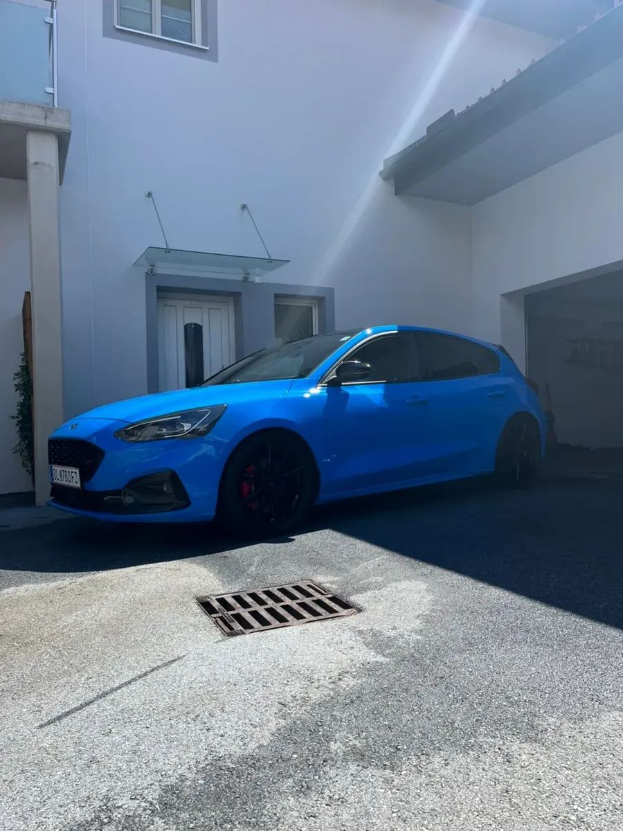 Ford Focus 2022 photo 3