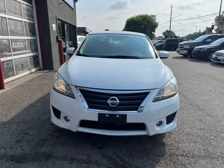 Nissan Sentra 2014 photo 2