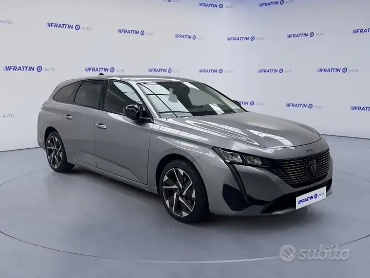 Peugeot 308 2025 photo 4
