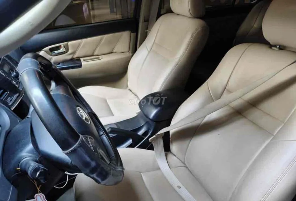 Toyota Fortuner 2014 photo 4